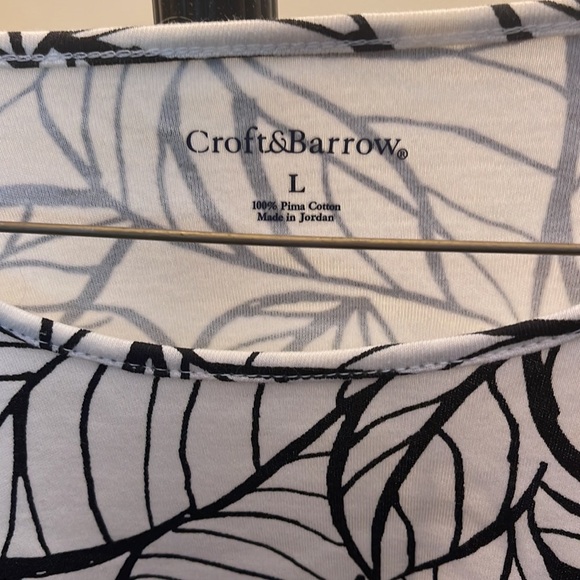 Croft and barrow Tshirt - Picture 2 of 3